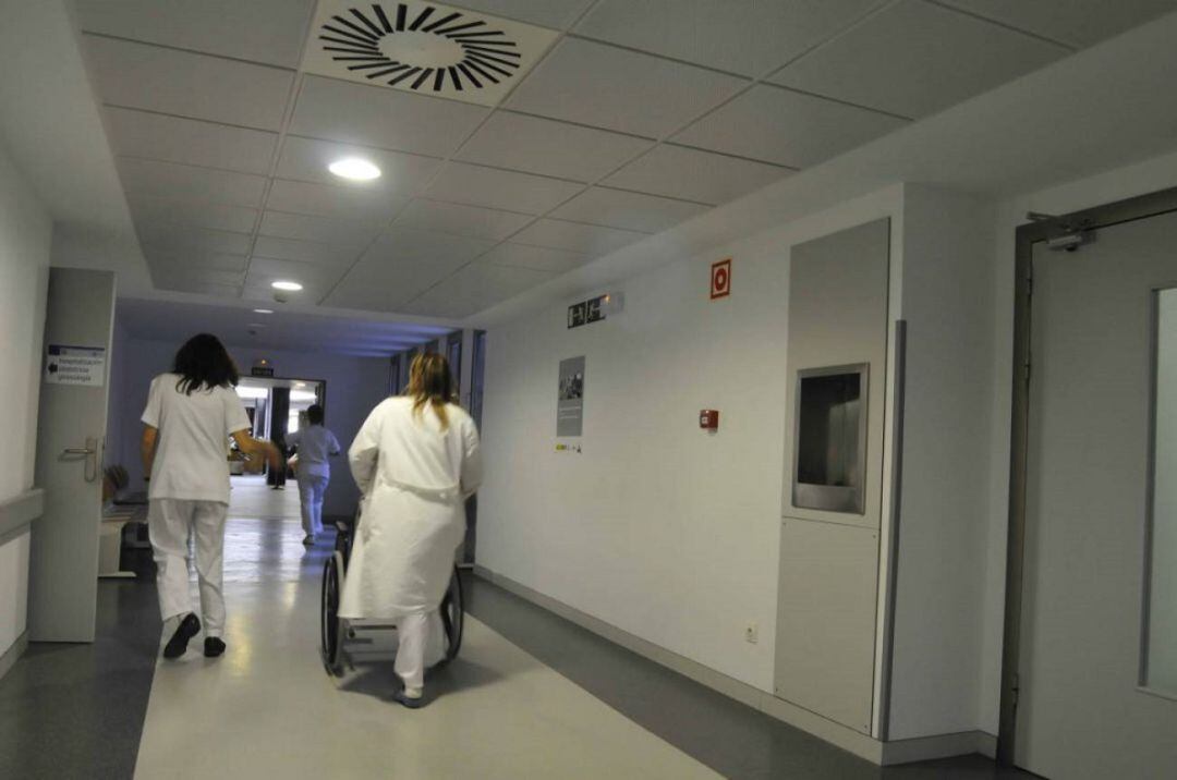 Sanitarios en un centro hospitalario