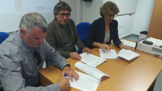 Firma del convenio entre UPAPSA y Fobesa