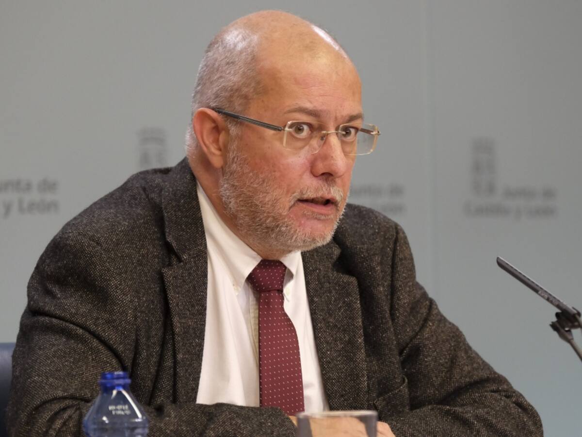 La Junta prepara una compensación económica para los trabajadores afectados por ERTEs