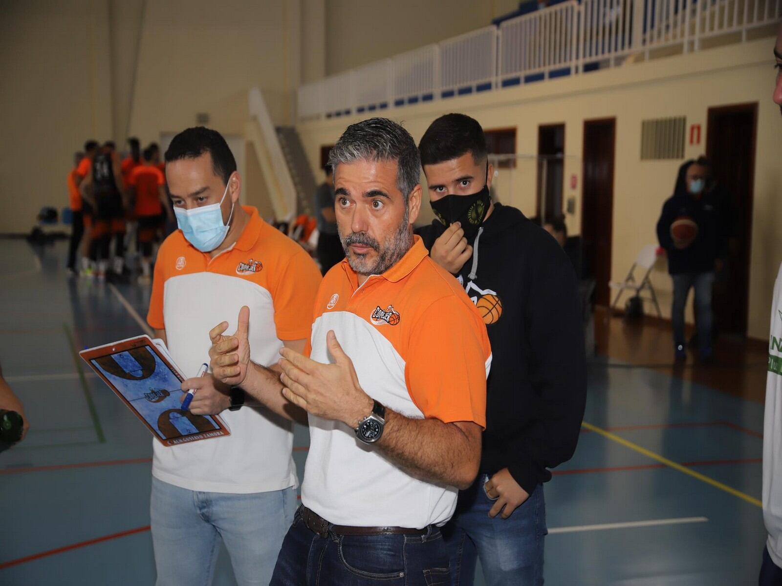 Iván Fernández en su anterior etapa como entrenador del Aloe Plus Lanzarote.