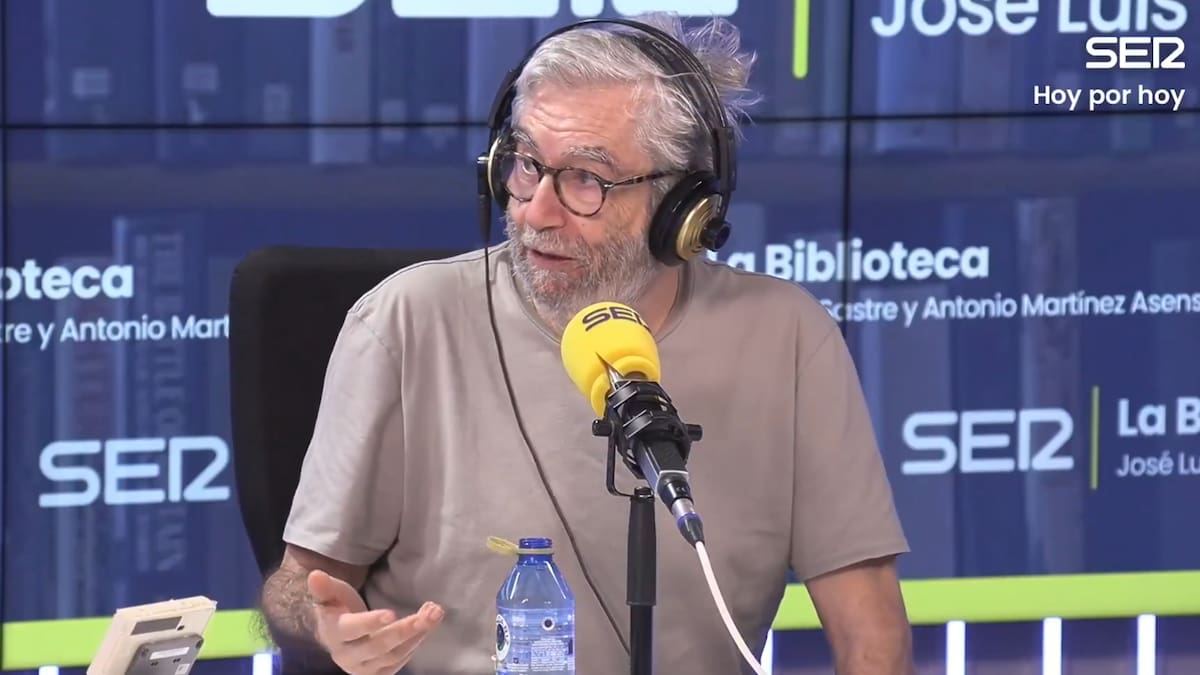 "No lo descubrí yo": Antonio Muñoz Molina destaca el detalle de 'El Quijote' que explica por qué hay que leerlo en verano