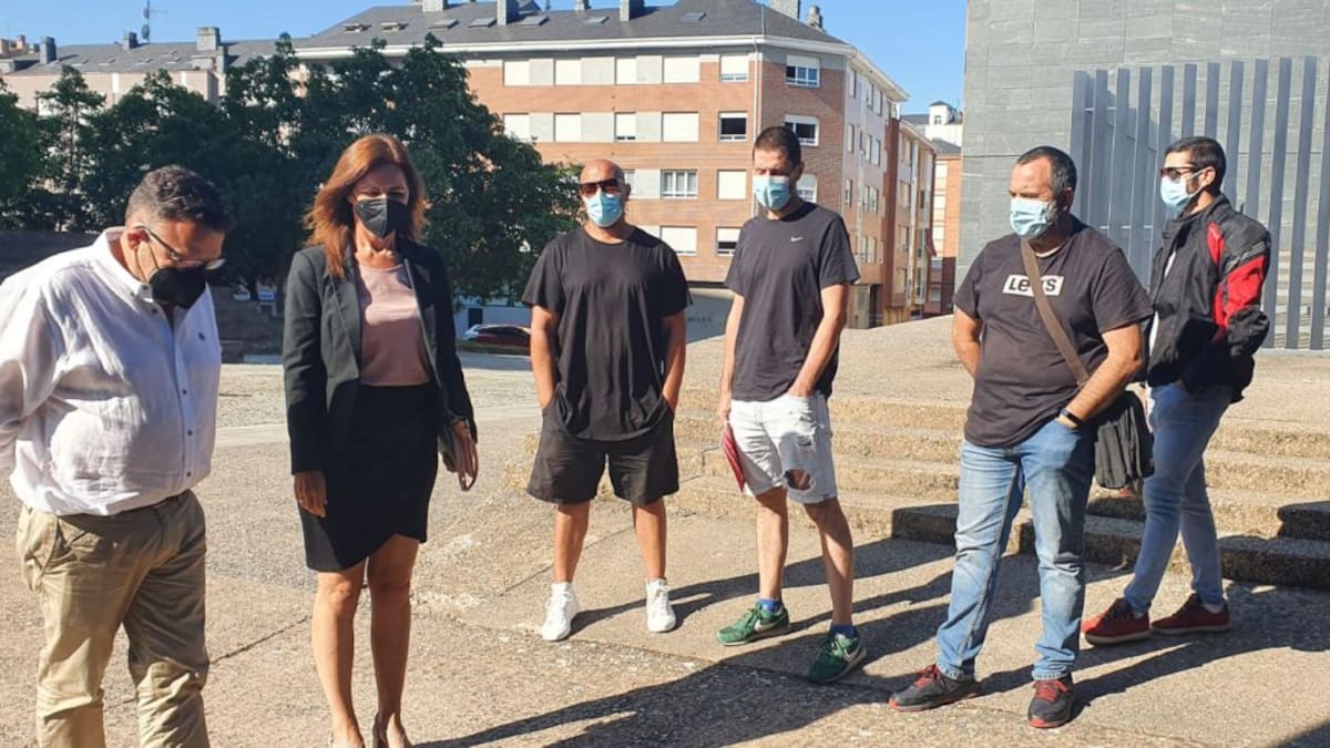 Empleo ofrece formación y hasta 11.000 euros a la contratación "indefinida" de los despedidos de L.M.