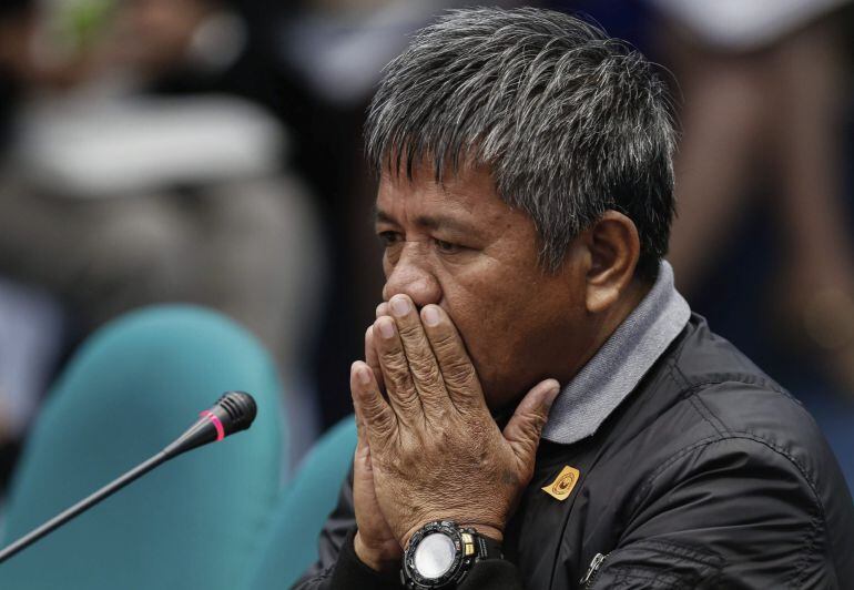 Un ex miembro de los escuadrones del a muerte de filipinas, compuesto por policias y ex militares acusa al presidente de haber ordenado mas de 1000 muertes cuando era alcalde de Davao