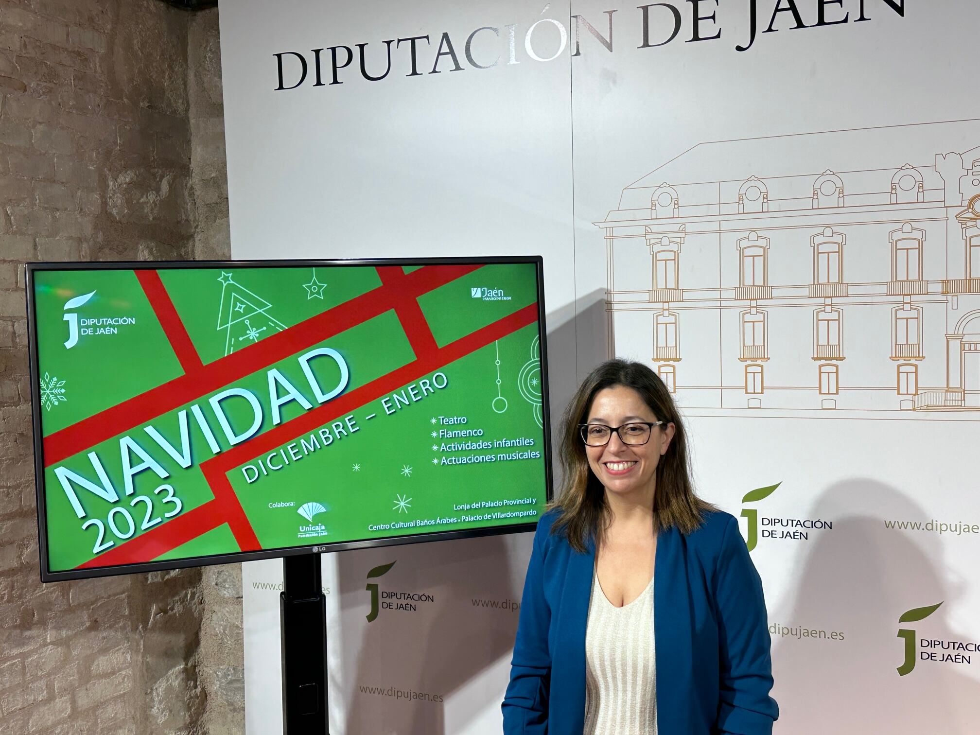 La diputada de Cultura y Deportes, África Colomo, presenta las actividades navideñas del Ente Provincial.