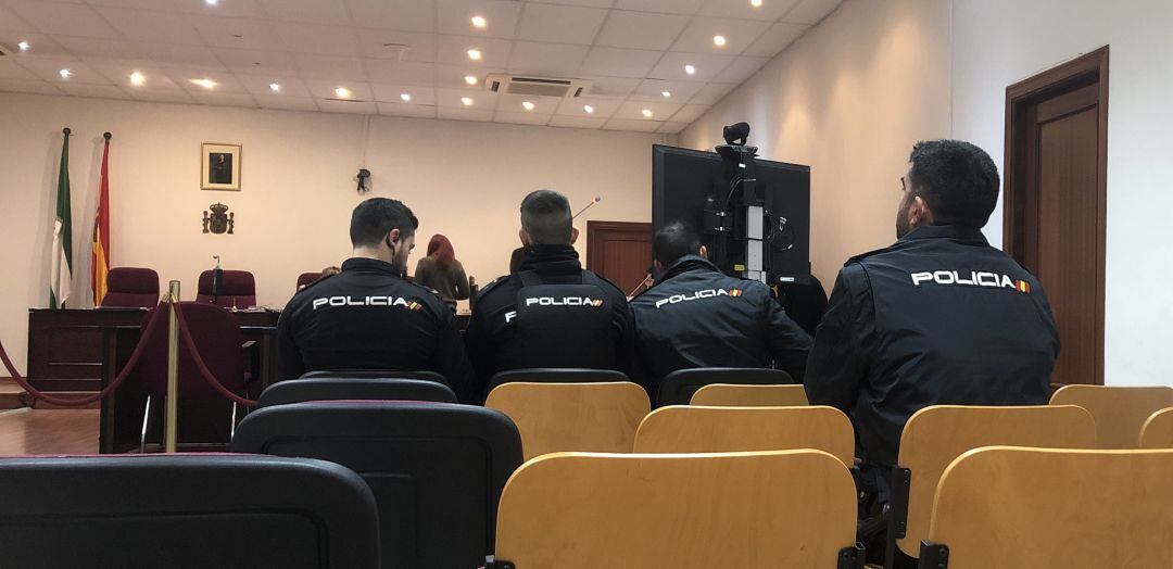 Sala de vistas de la Sección de Algeciras de la Audiencia Provincial de Cádiz durante el transcurso de la sesión del juicio por el fallecimiento del joven 'Camarón'.