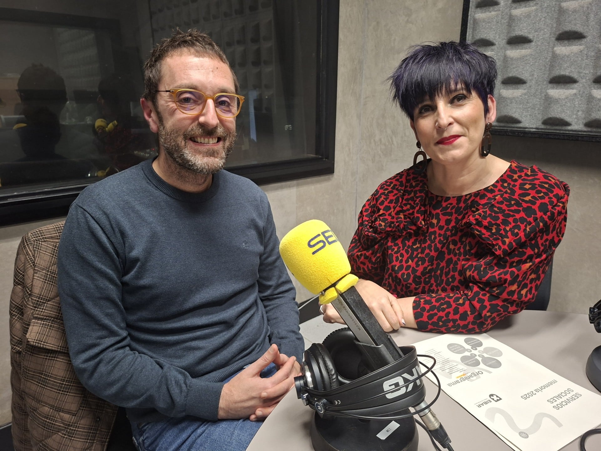 Gorka Errasti, director de departamento municipal de Servicios Sociales, y Sonia Archeli, concejala del departamento