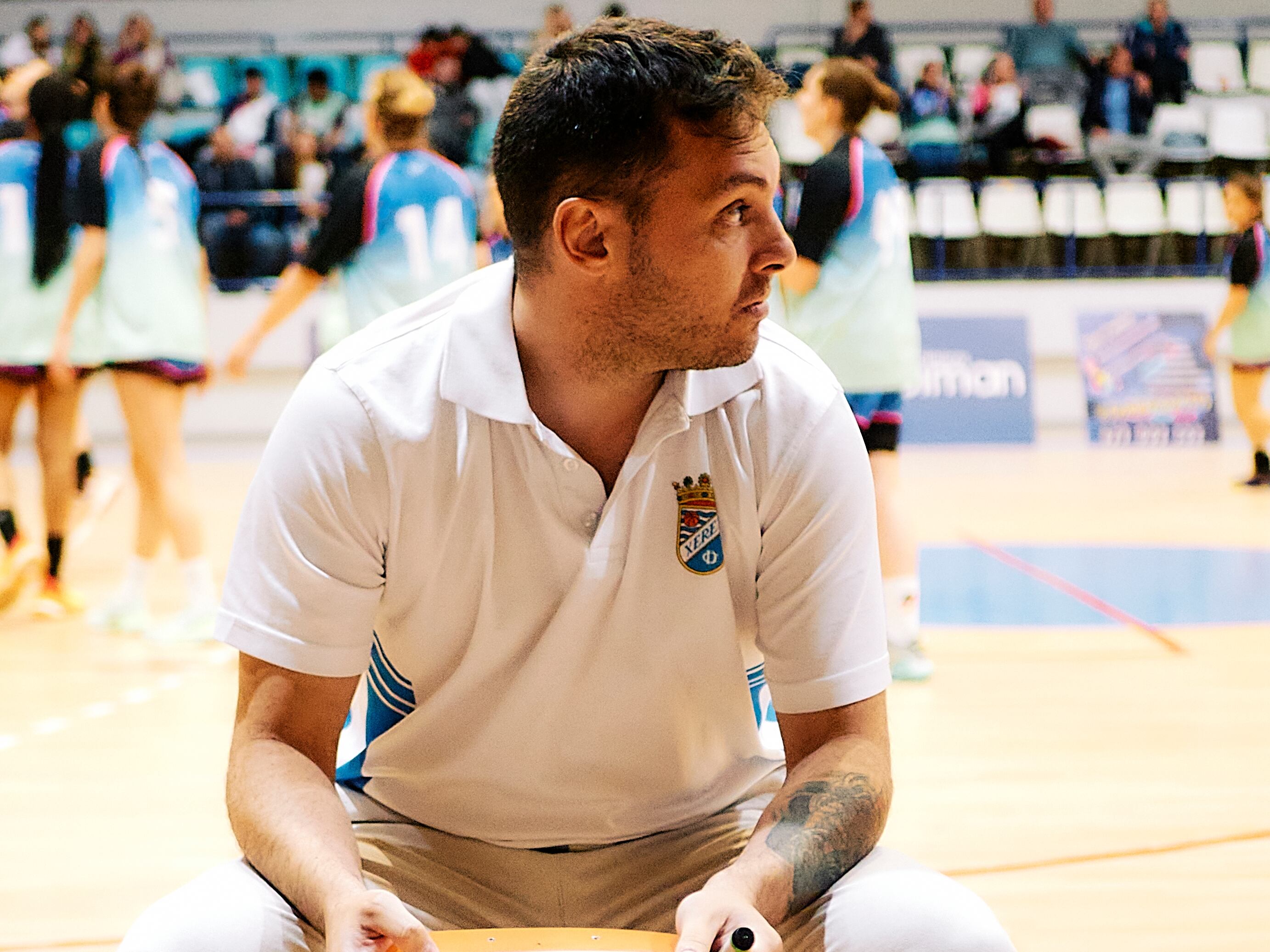 Emiliano Massarelli durante un partido esta temporada