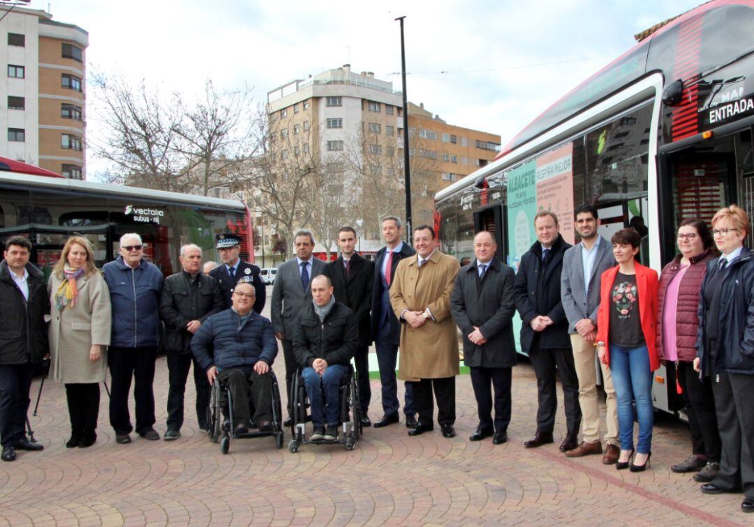 Presentación de los nuevos autobuses