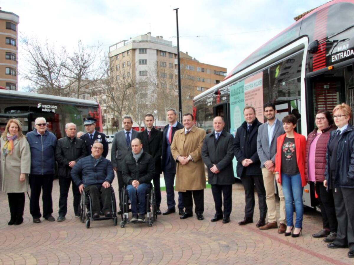 Autobuses nuevos y menos contaminantes