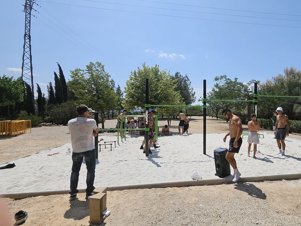 La Concejalía de Deportes amplía la zona de calistenia en el entorno de la Ermita de San Bartolomé