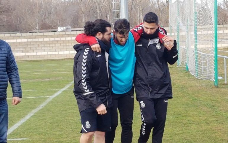 Samu Delgado dio el susto de la jornada en Puente Castro