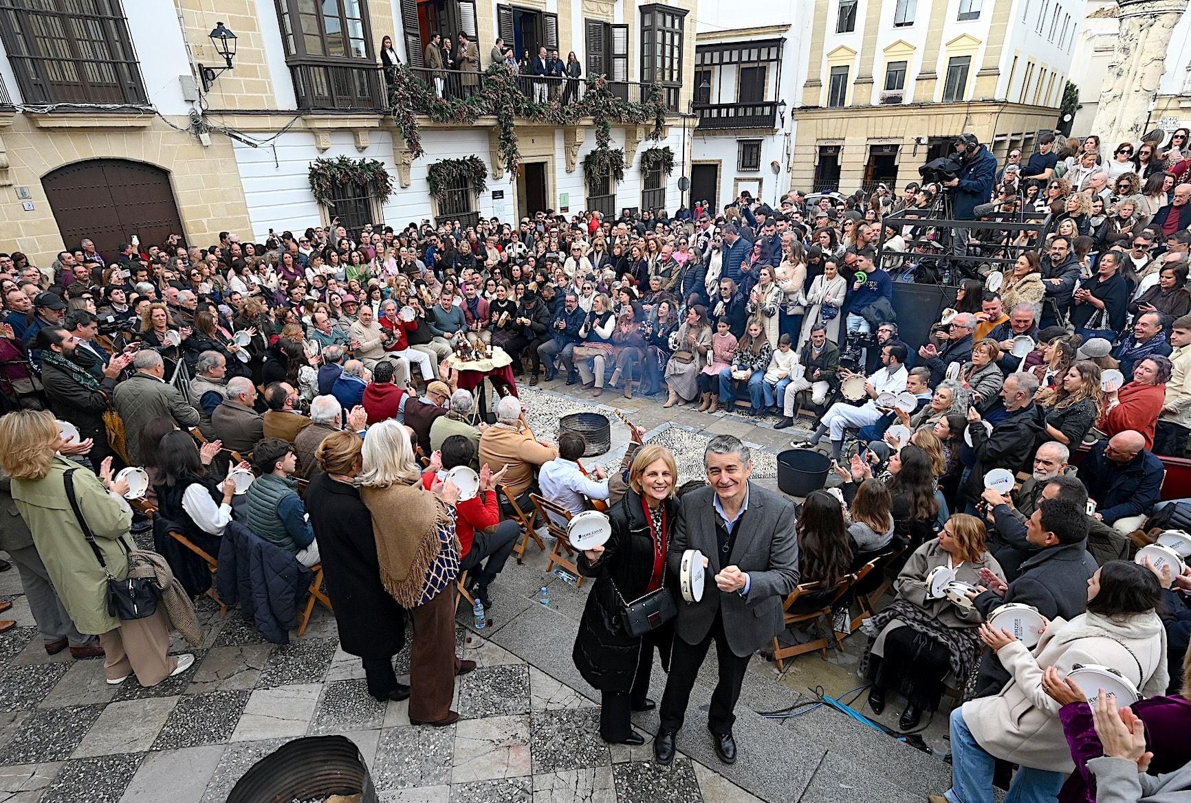Imagen de la zambomba BIC celebrada en la Plaza de la Asunción