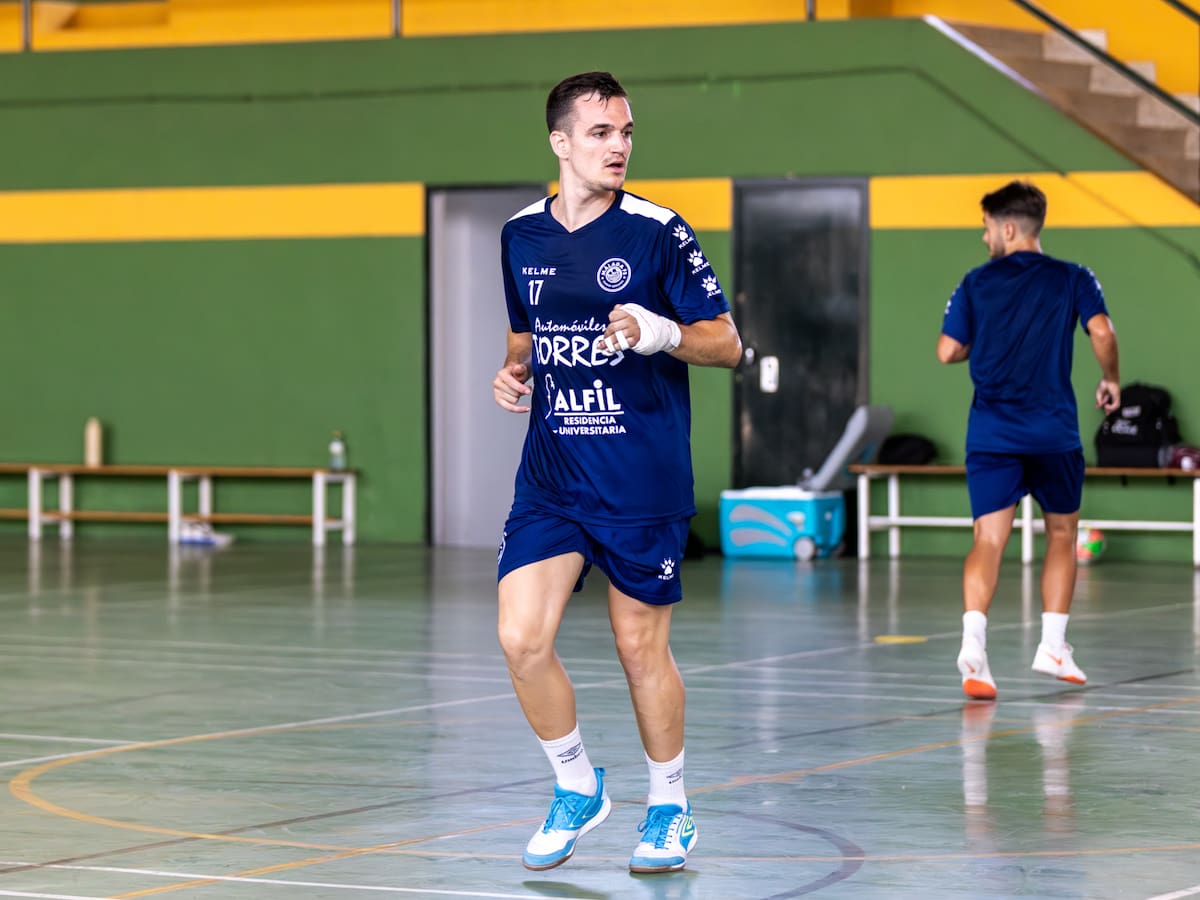 Pope se retira del fútbol sala en el Málaga Ciudad Redonda