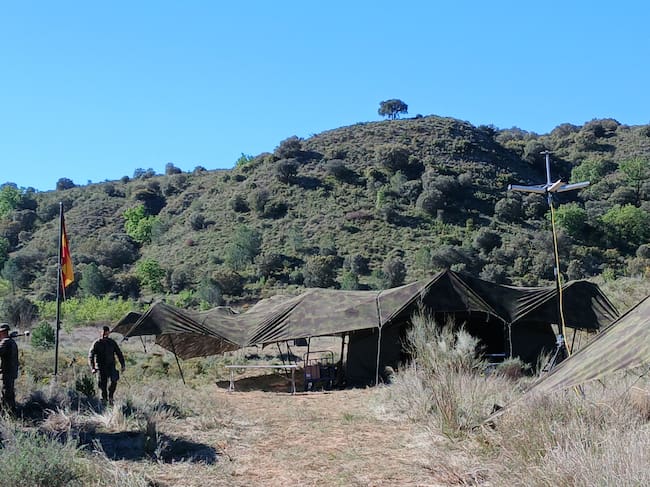 Ejercicio militar en Las Baldorrias en Barbastro