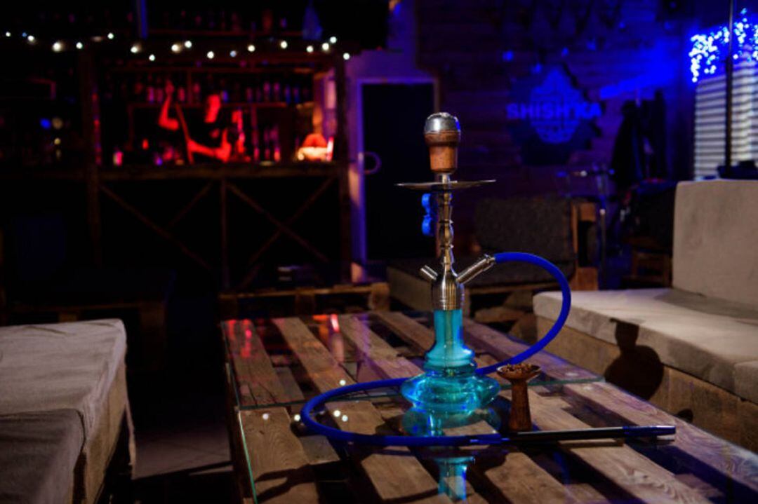 Un establecimiento de cachimbas.