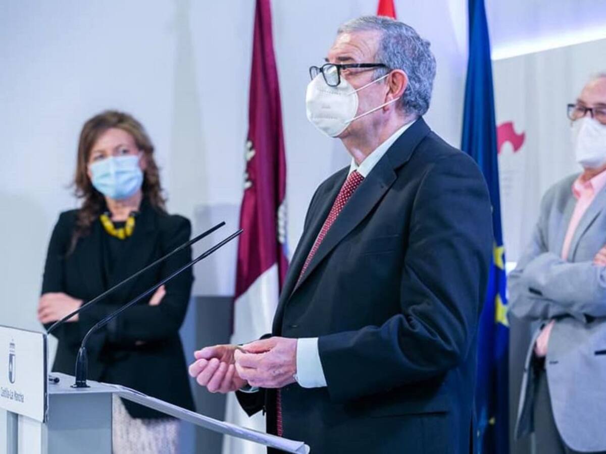 "Apoyen a sus mayores y visítenlos. Una palabra es mejor que un regalo"