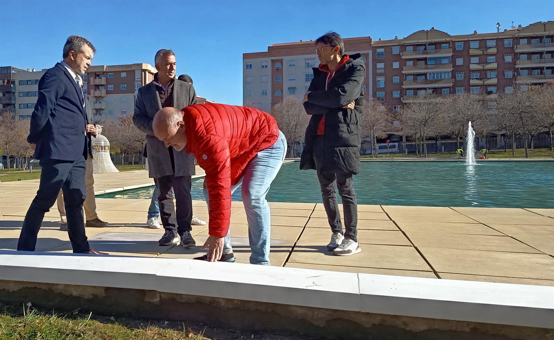 Visita de autoridades al parque del Bulevar de Jaén.