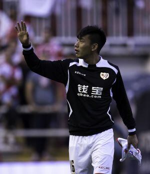 El jugador chino del Rayo Zhang Chengdong.