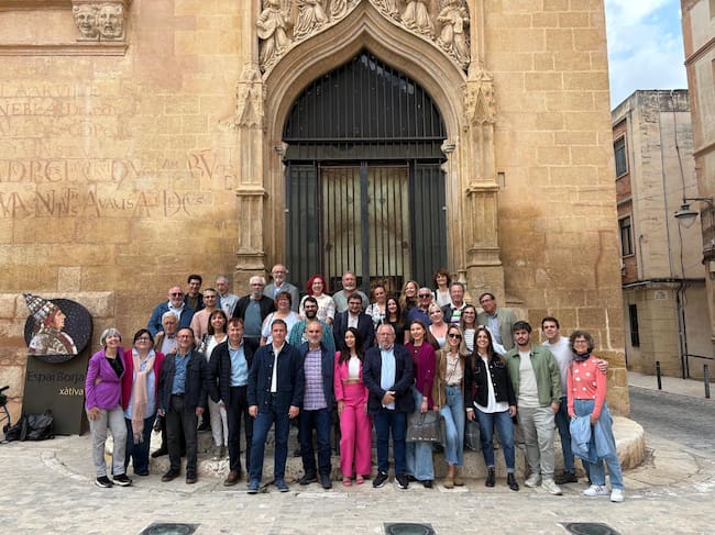Participantes en el Encuentro (Foto: Amics de la Costera)