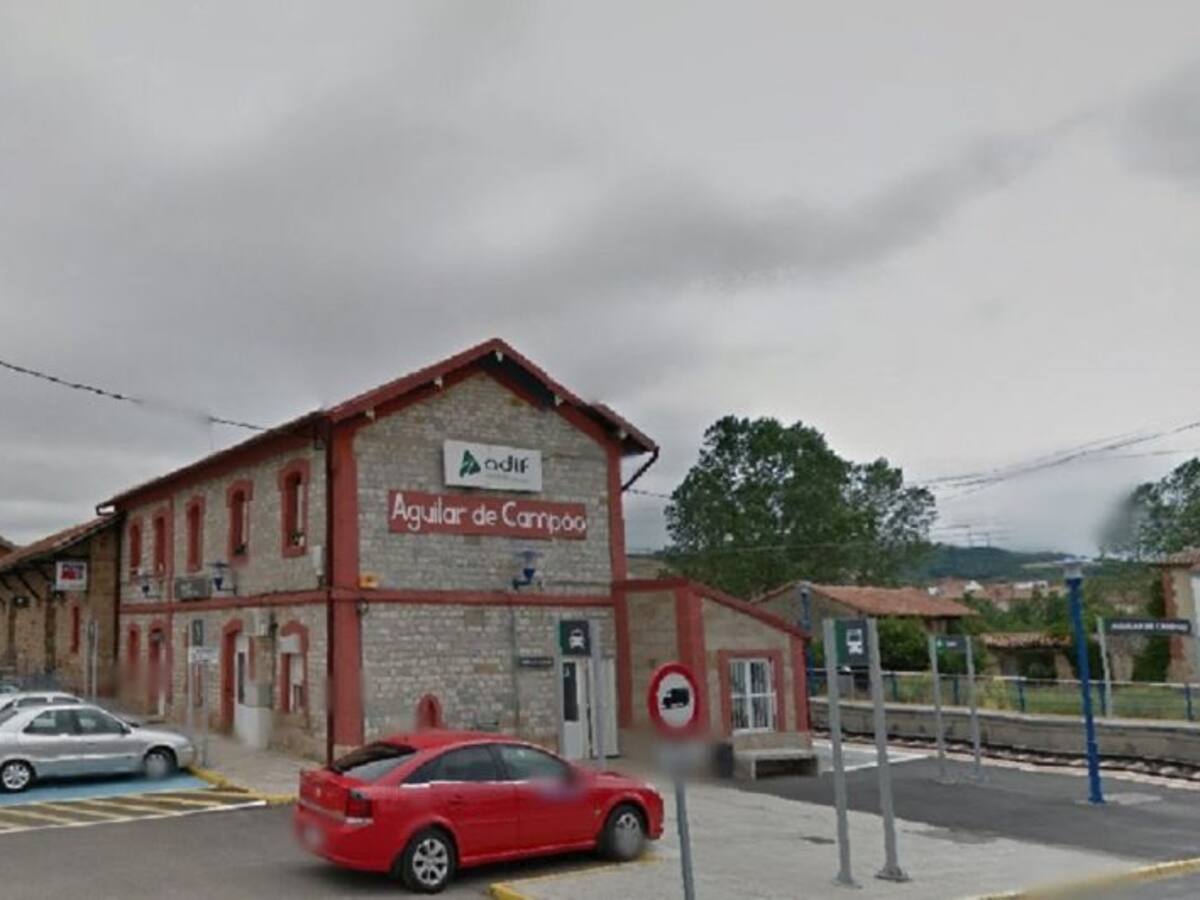 Transportes anuncia que se vuelven a vender billetes en las estaciones que se quedaron sin este servicio