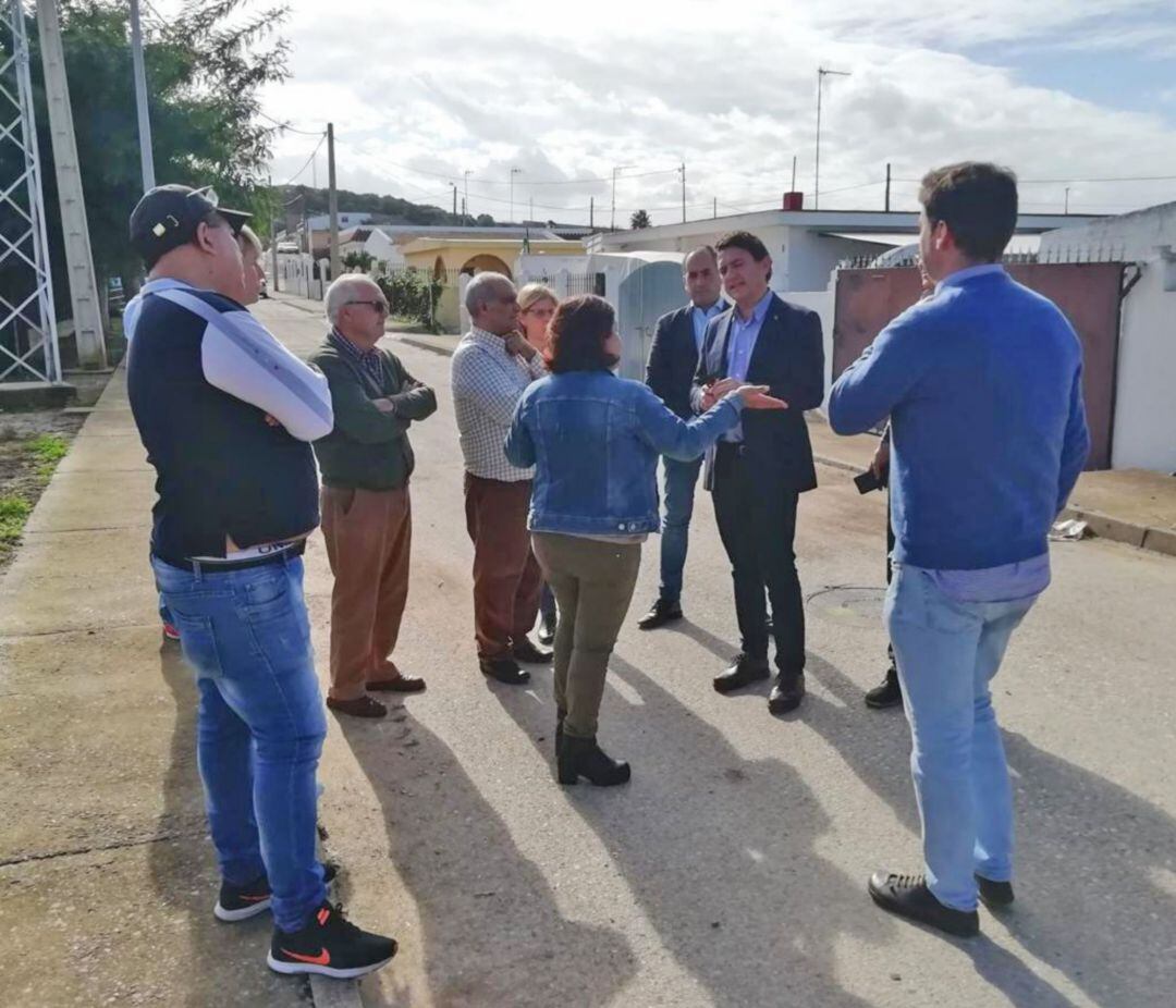 Daniel Sánchez durante su visita a Rajamancera