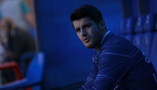 Morata, en el banquillo del Bernabéu