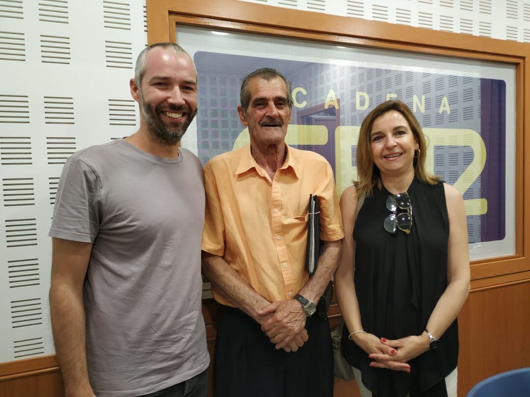 Manu Ríos, Antonio Fernández y Charo Mérida.