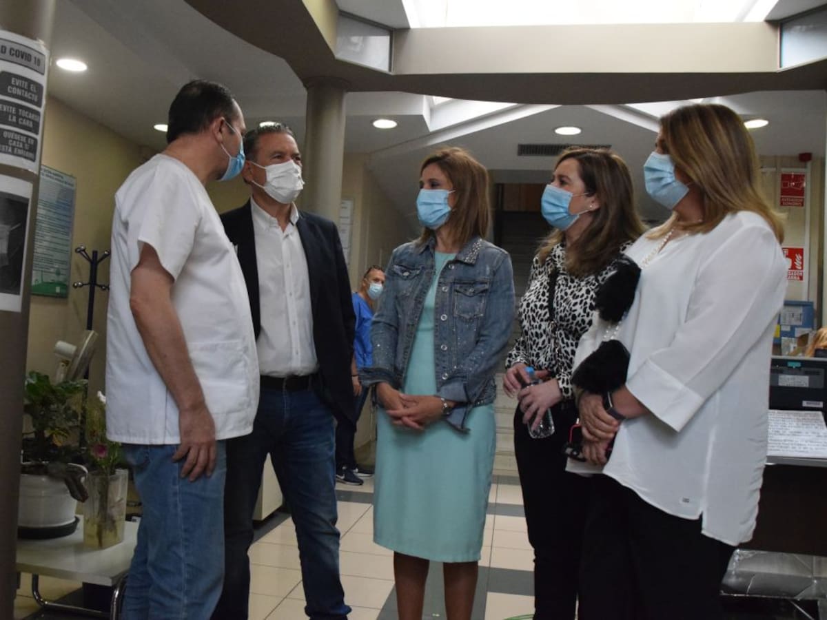 El auto-covid del centro de salud San José recoge más de mil muestras en Linares