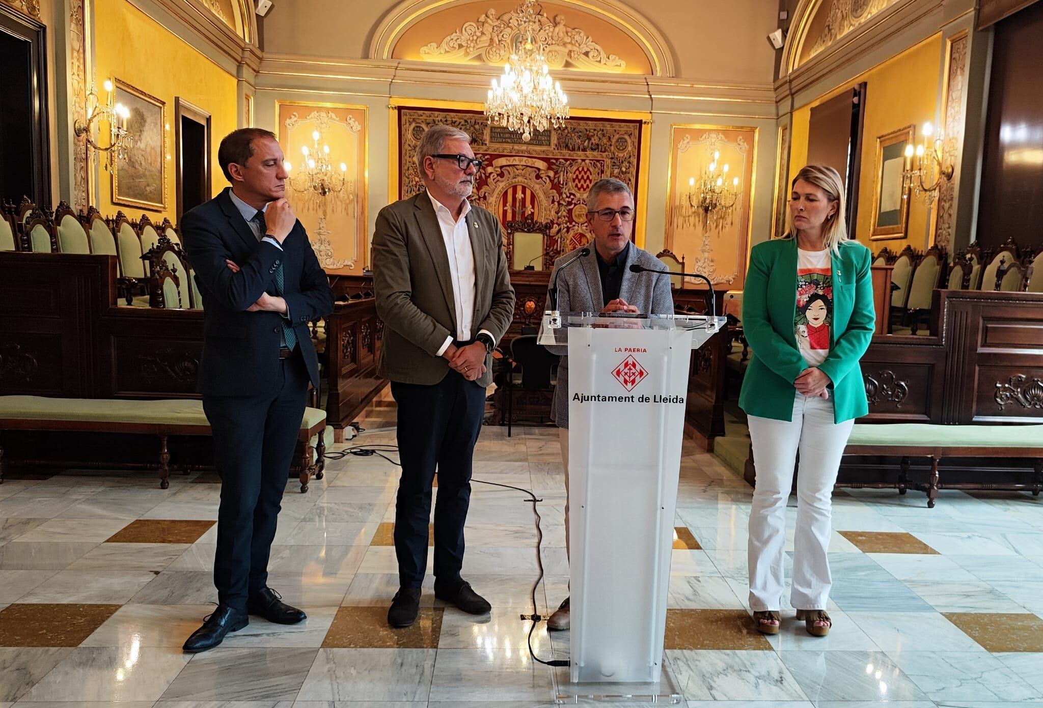 El Secretari d&#039;Estat de Medi Ambient ha visitat avui Lleida i s&#039;ha reunit amb l&#039;alcalde, Fèlix Larrosa.