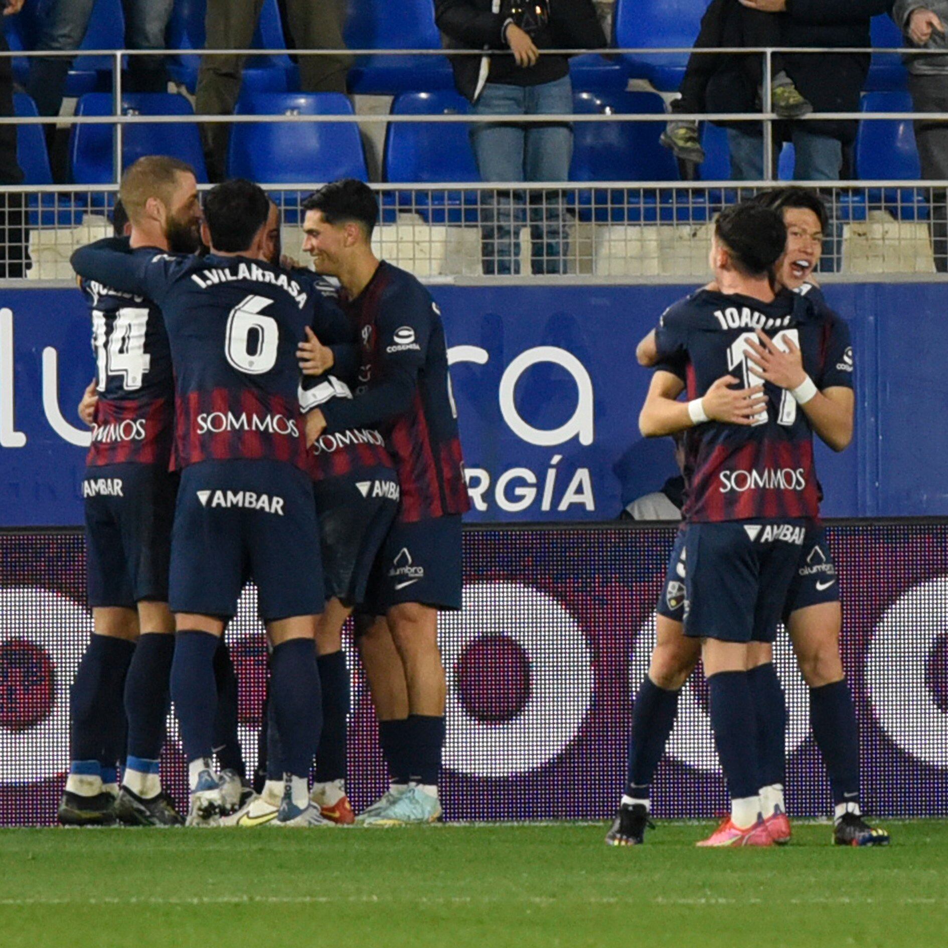 El Huesca celebra el gol de Juan Carlos