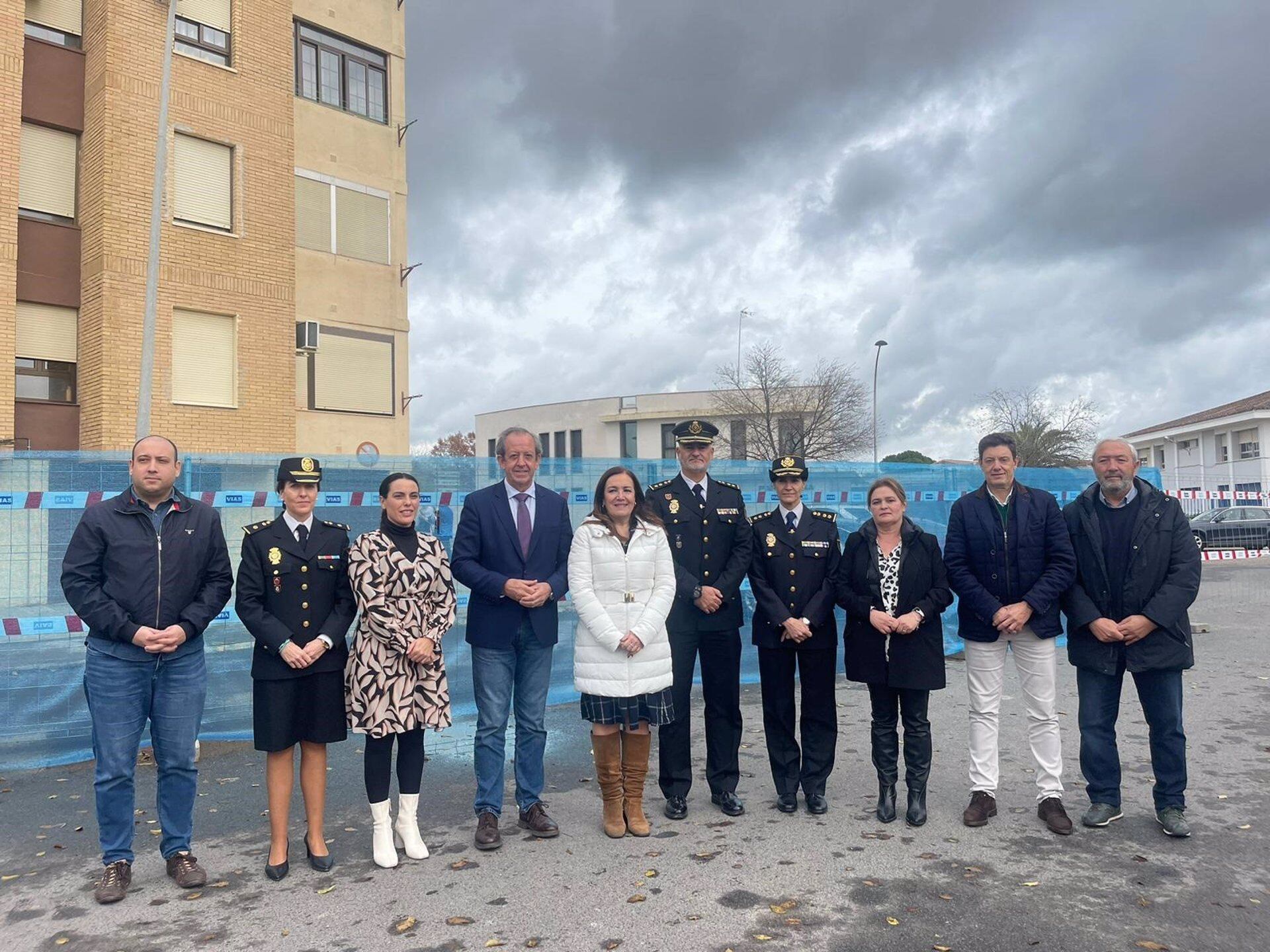 Visita al inicio de las obras de la nueva comisaría de la Policía Nacional