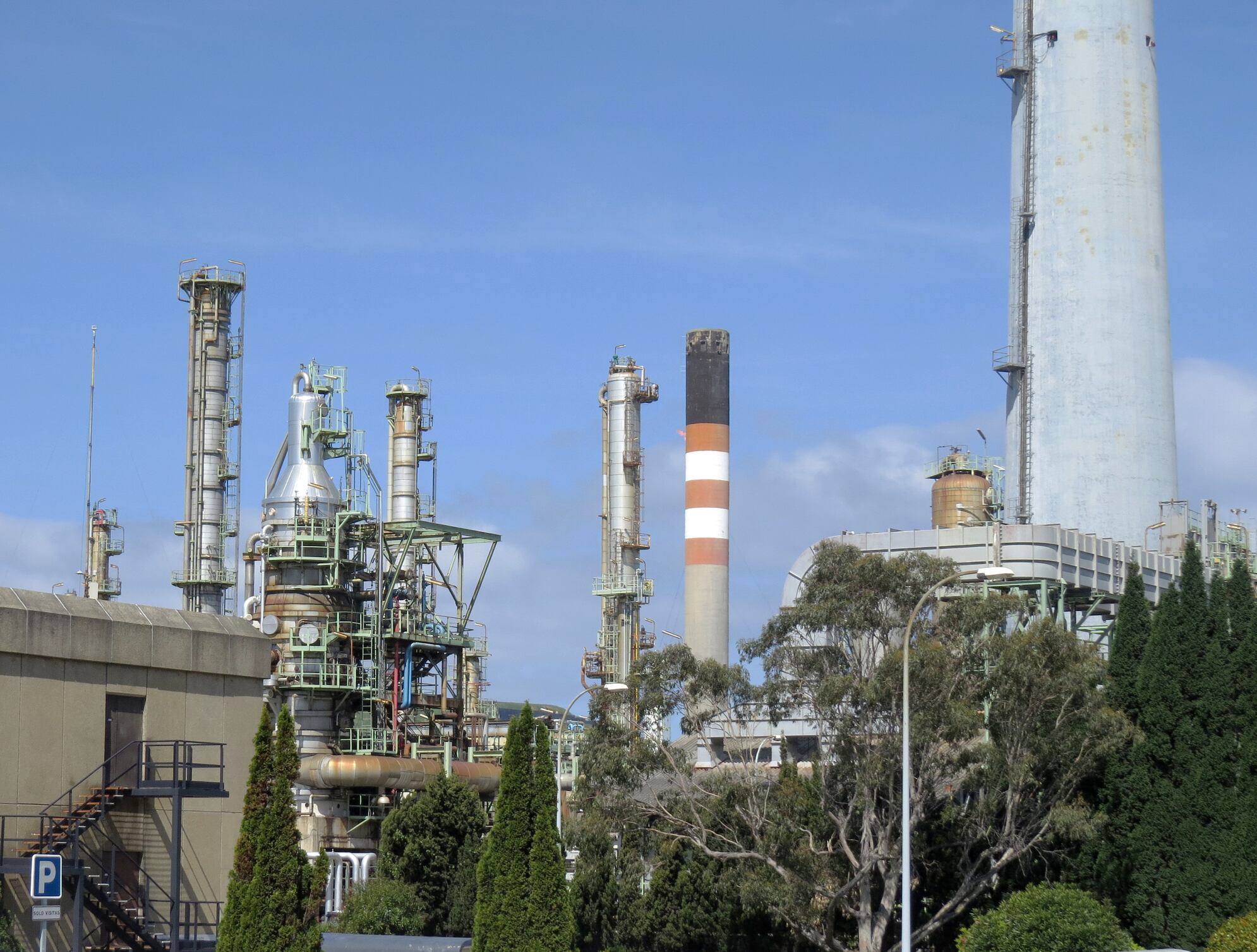 Refinería  de Repsol en A Coruña.