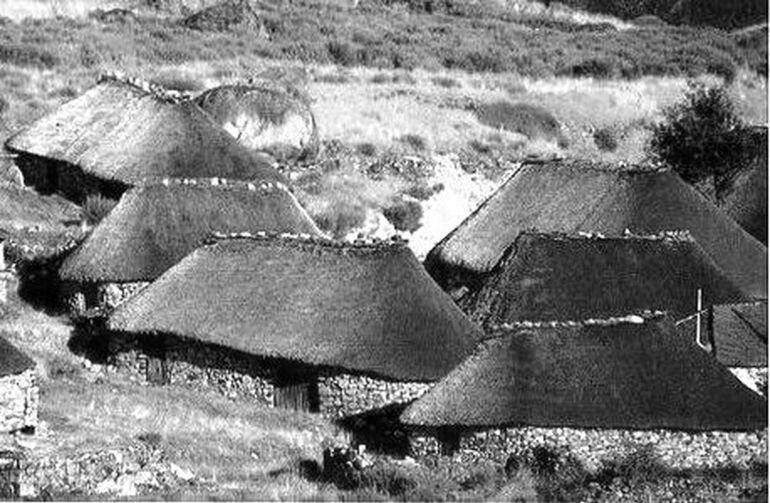 Pallozas del Campo del Agua