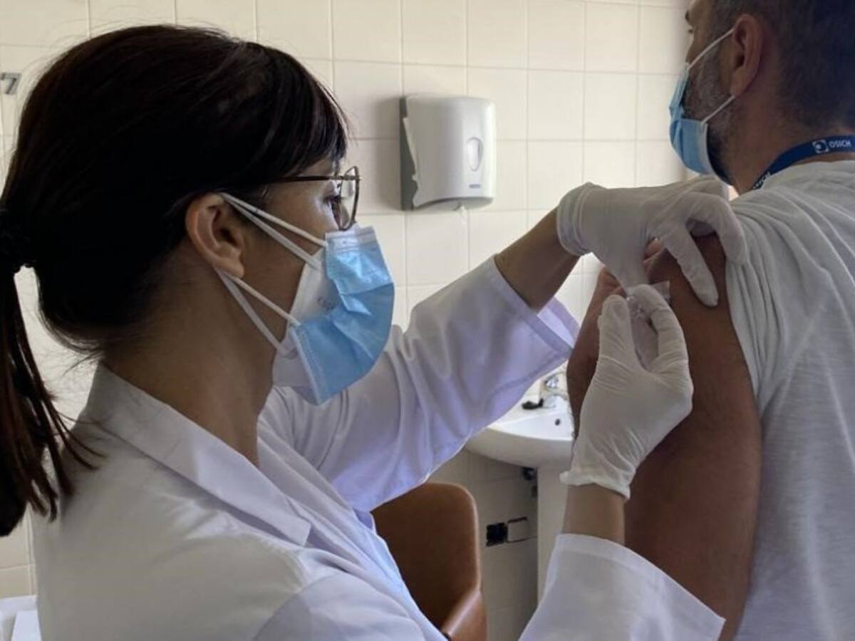 Más allá de vacunas y terapias: debemos estudiar las medidas contra la pandemia y su impacto a largo plazo