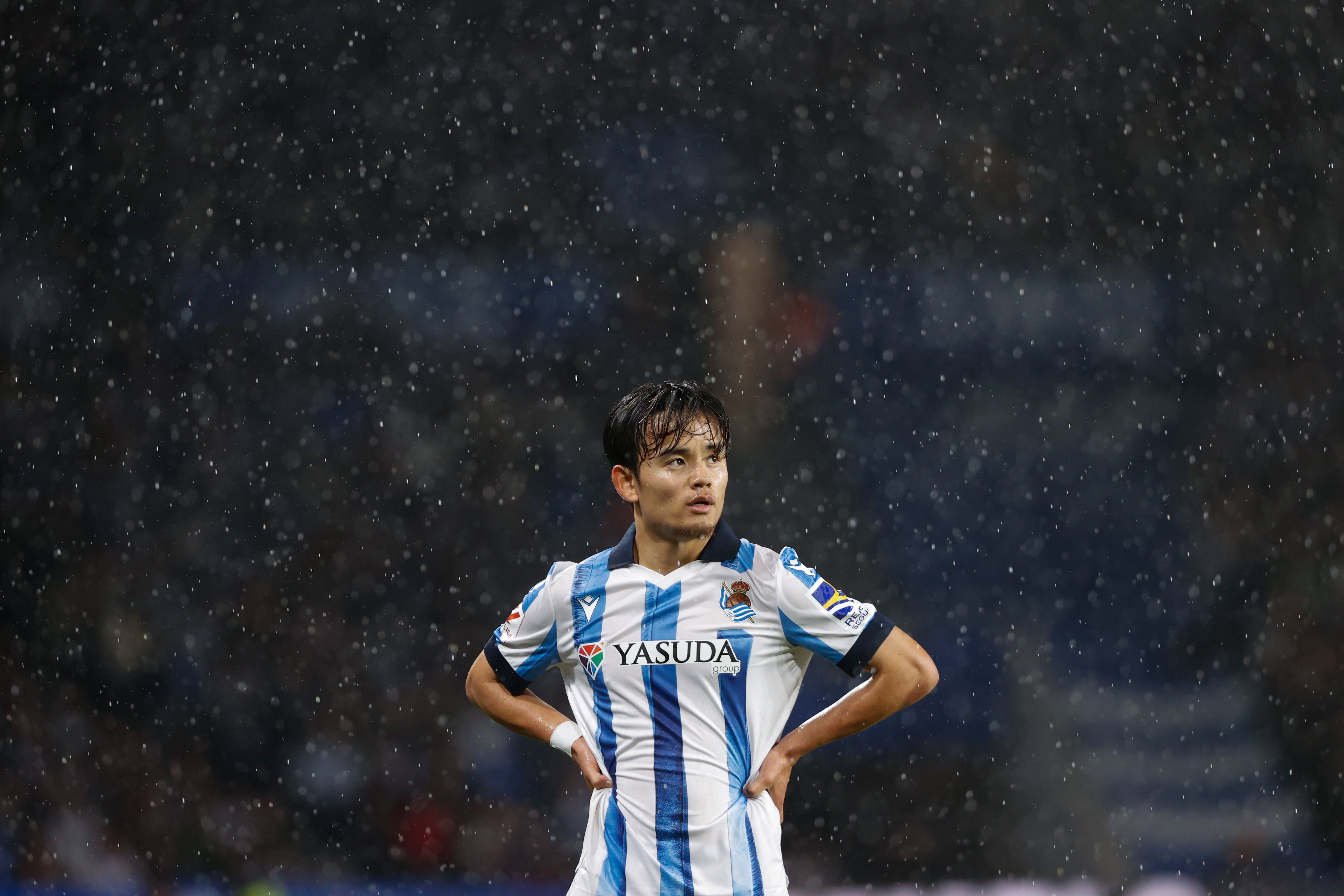 Take Kubo durante un partido con la Real Sociedad