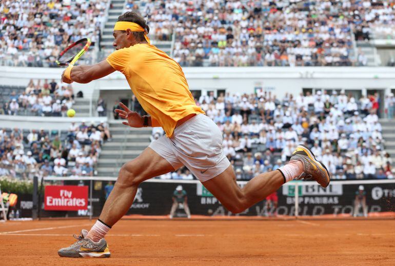 Nadal, en una acción del partido contra Fognini