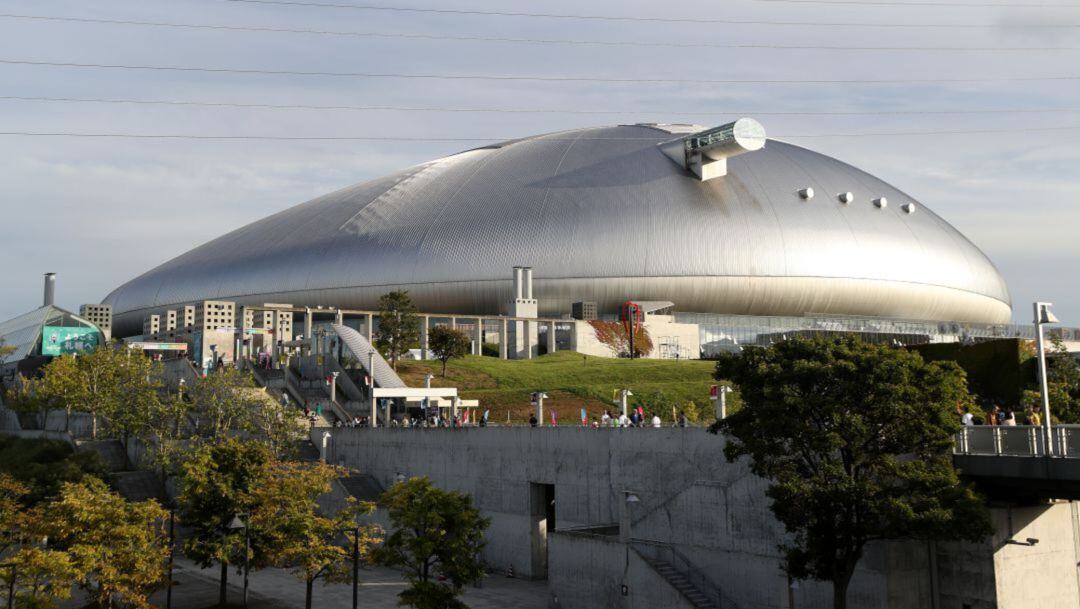 La selección española de fútbol juega en el Sapporo Dome.