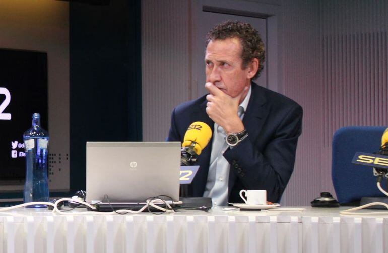 Valdano, en los estudios centrales de la Cadena SER