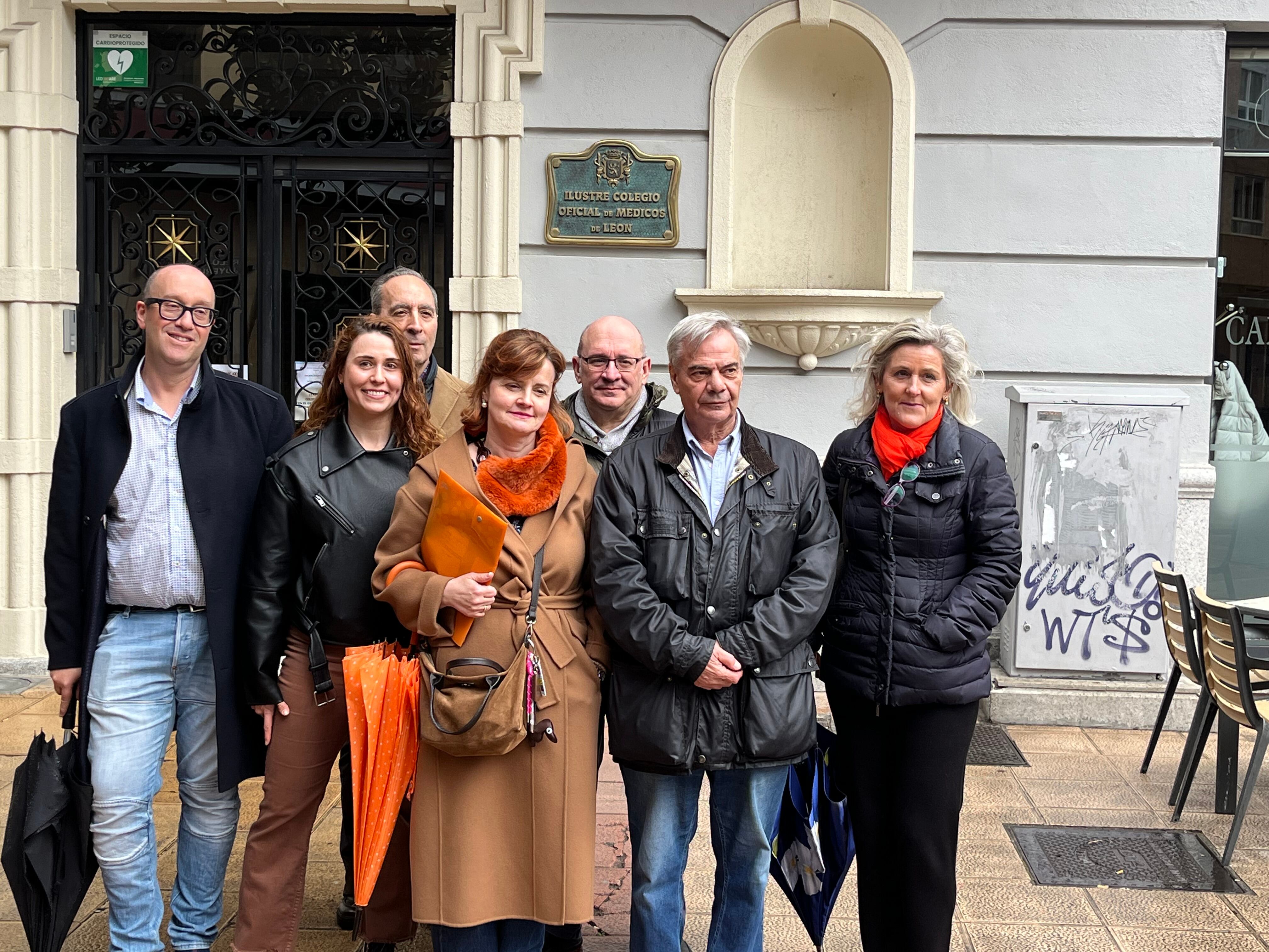 José Pedro Fernández junto a miembros de su candidatura