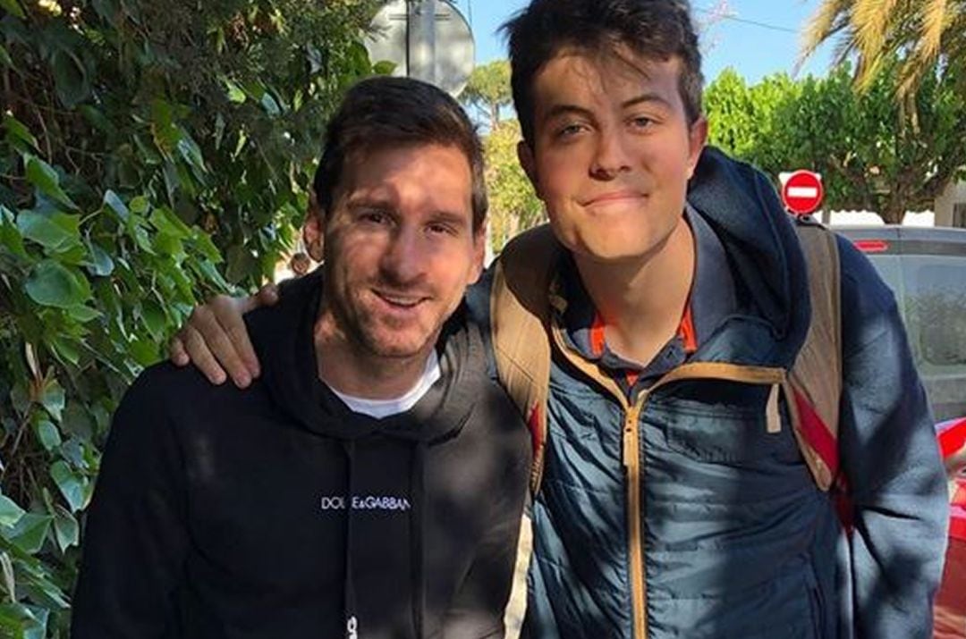 La foto del aficionado con Leo Messi.