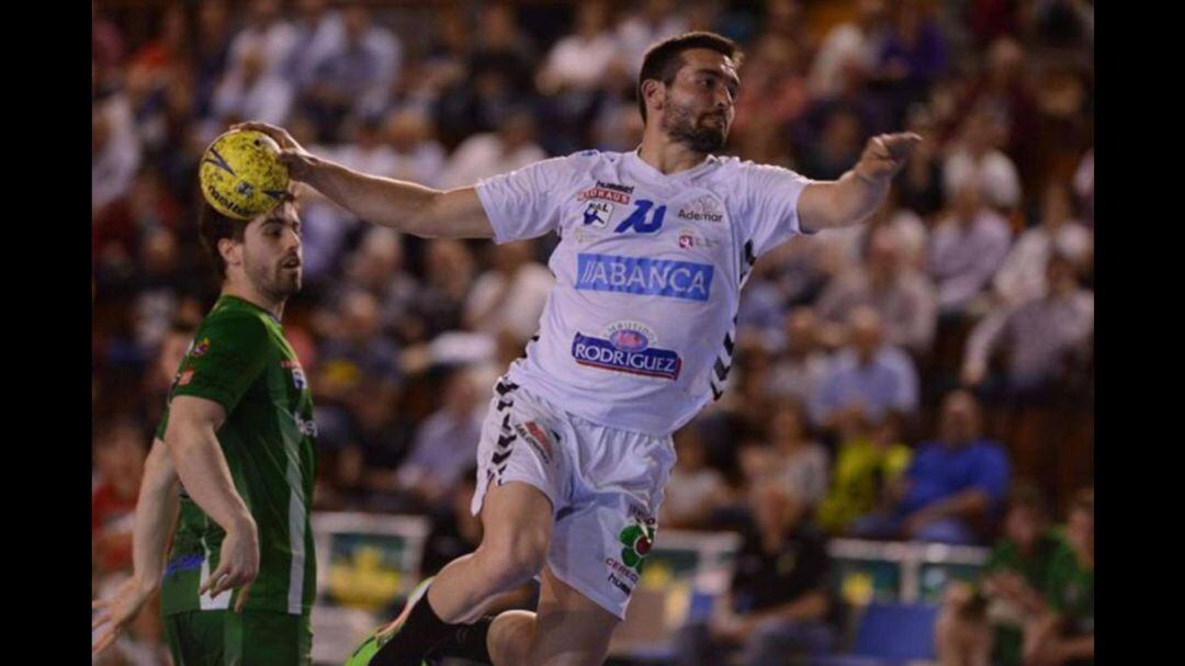 Jose Mario Carrillo jugará la próxima temporada en el BM Benidorm 