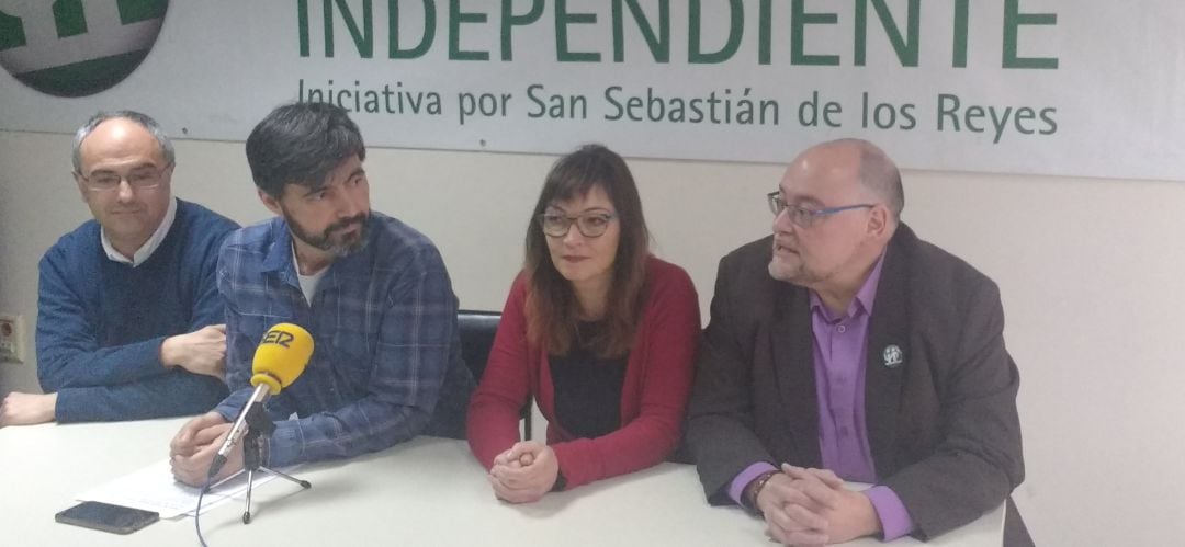 Juan Torres, Rubén Holguera, Belén Ochoa y Miguel Ángel Fernández en rueda de prensa