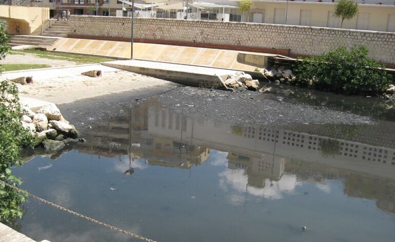 Tramo final del cauce del río Guadalmedina