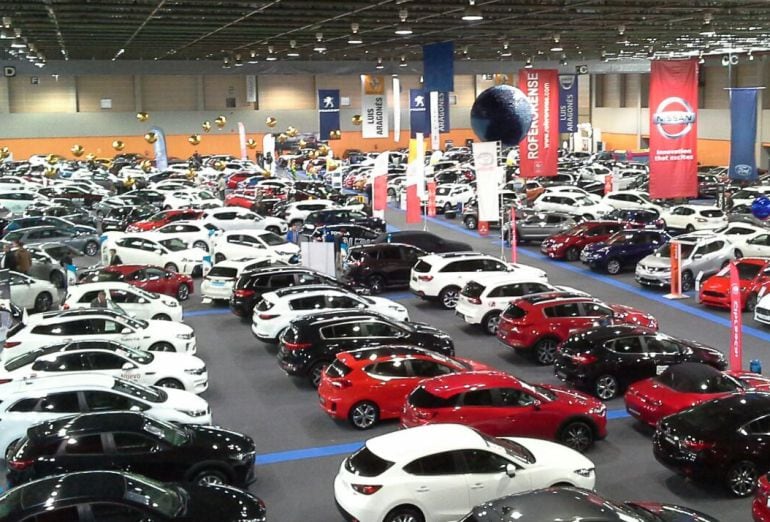 Esta mañana se inauguraba esta feria dedicada al vehículo nuevo. El fin de semana próximo: turno para el de ocasión