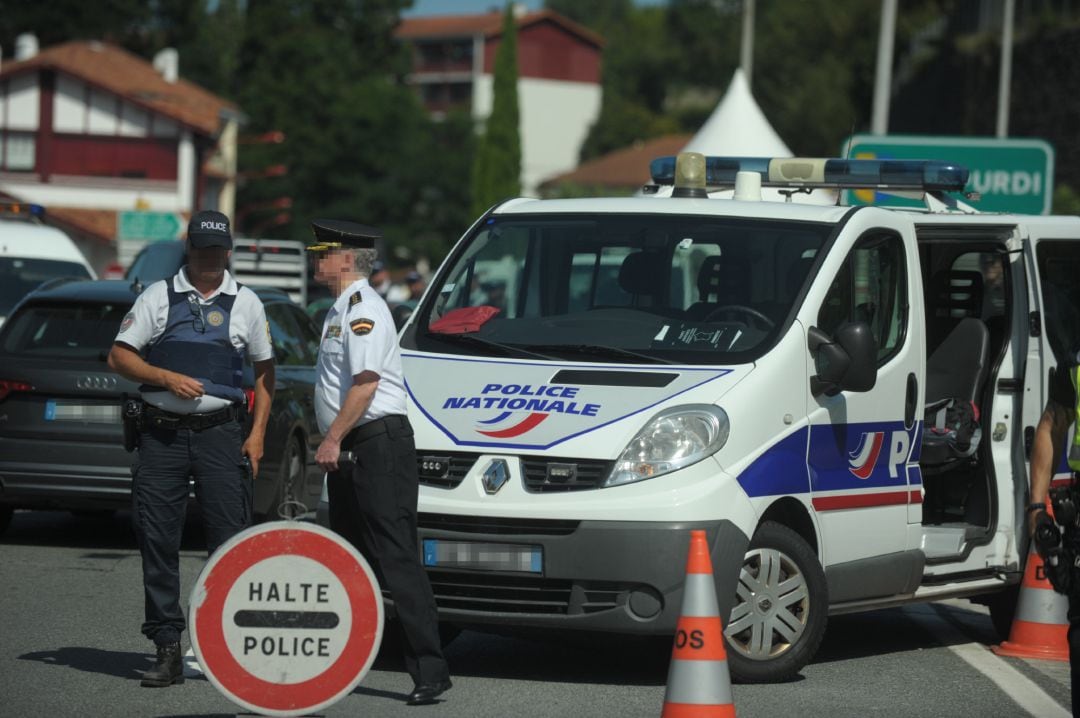 Hallan un zulo con explosivos en Francia que la policía atribuye a ETA