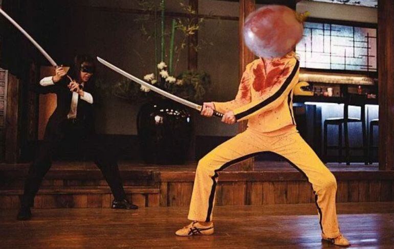 Meme de &#039;Uva Thurman&#039;, en una escena de Kill Bill.