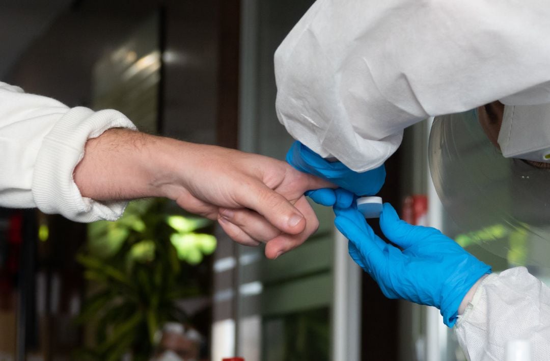 Pruebas de anticuerpos de detección del coronavirus COVID-19.