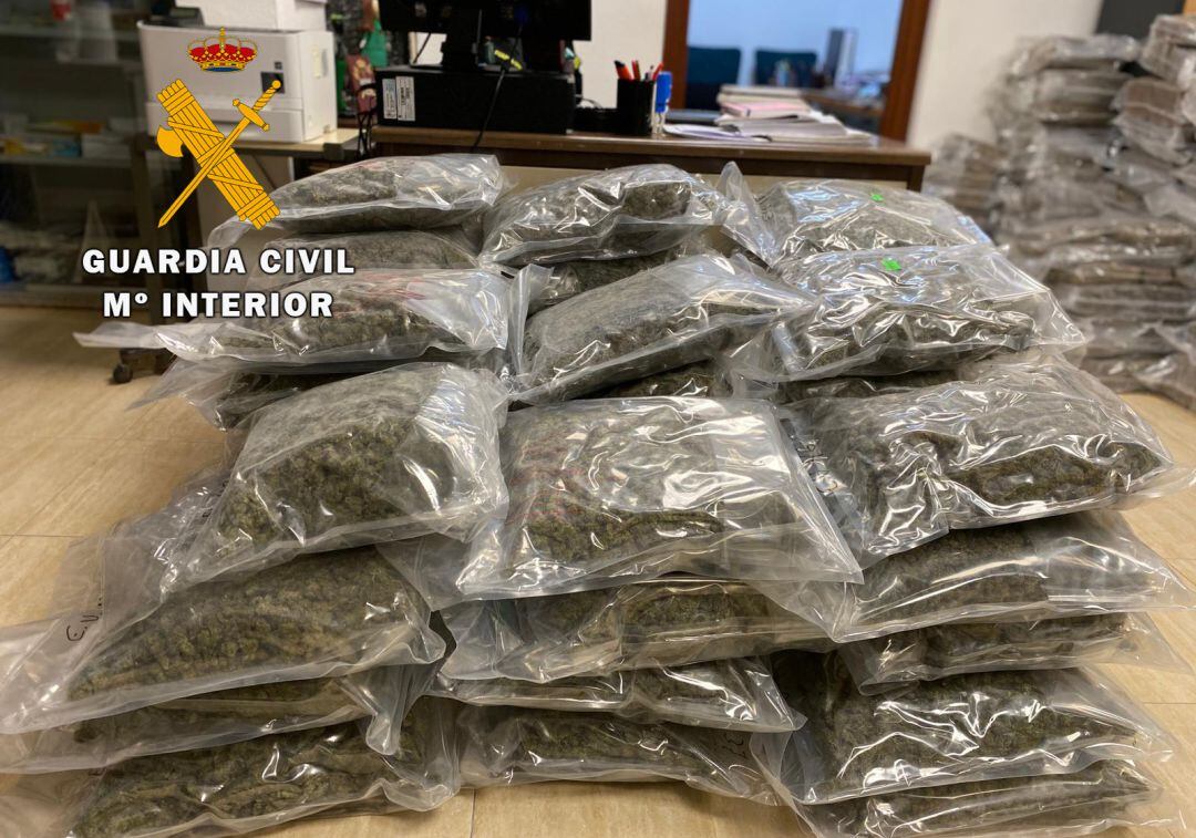 Es casi medio kilo lo incautado por la Guardia Civil de Jaén