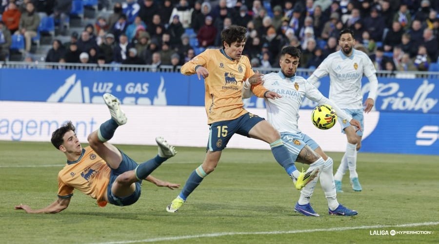 Sangalli, con mala fortuna, hizo el 2-0.