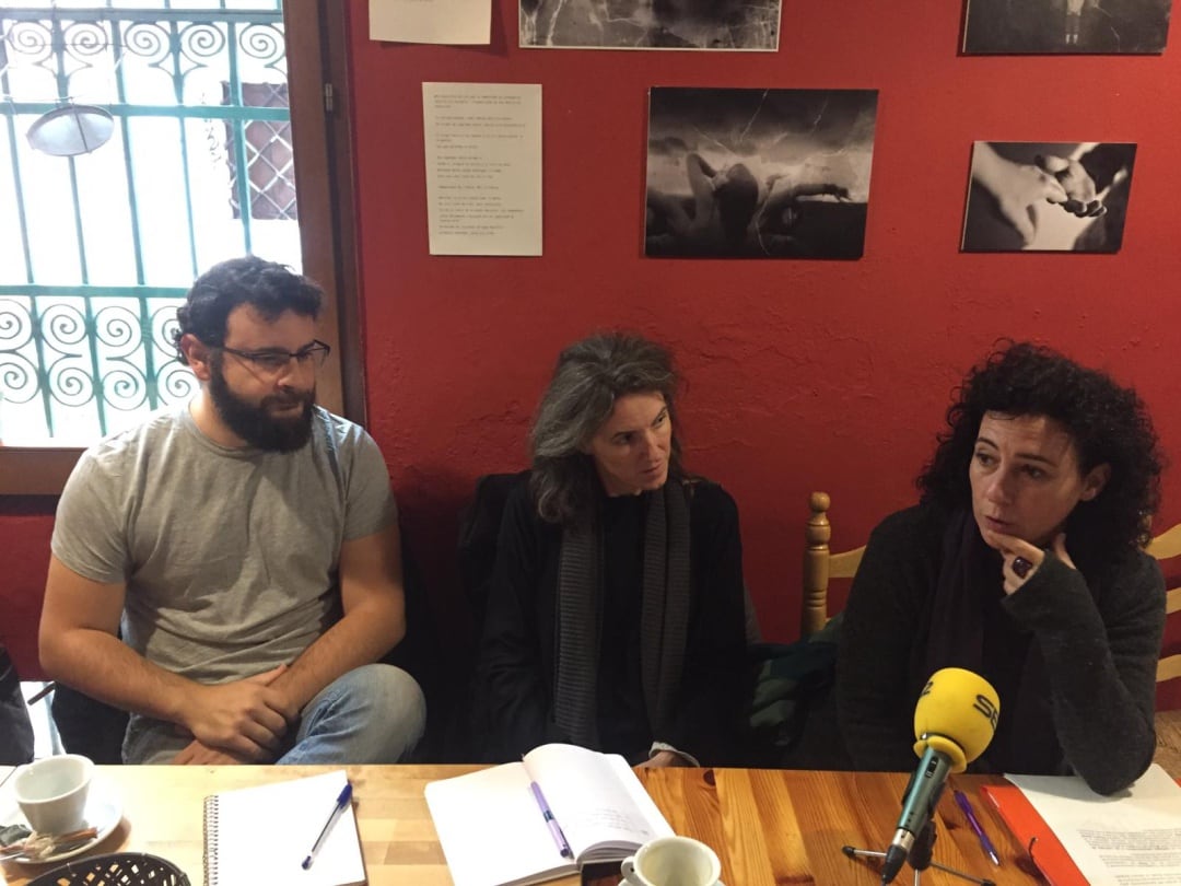 Berto Jaramillo, María Oliver y Neus Fábregas durante el desayuno informativo ofrecido a los medios